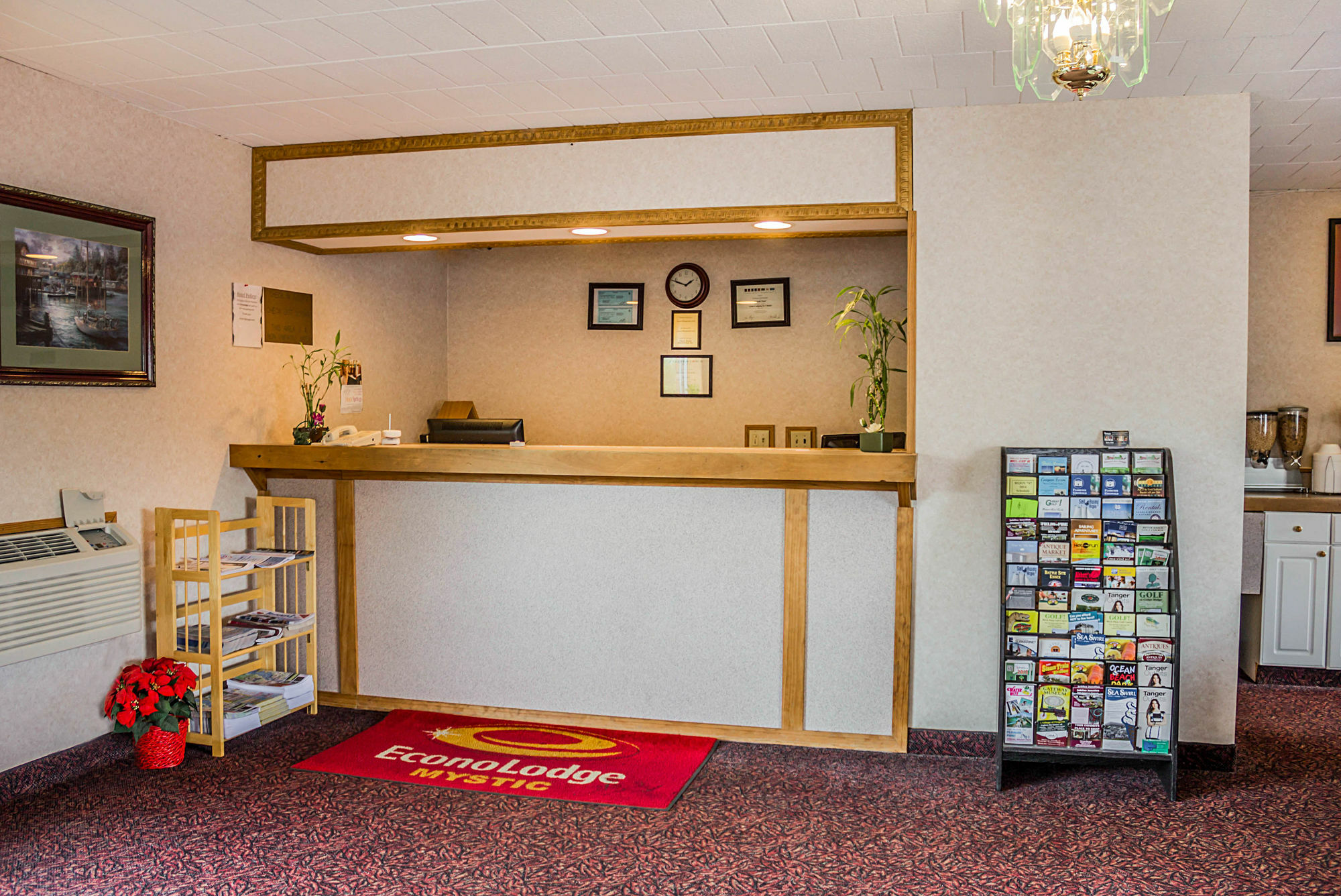 Rodeway Inn Містик Екстер'єр фото