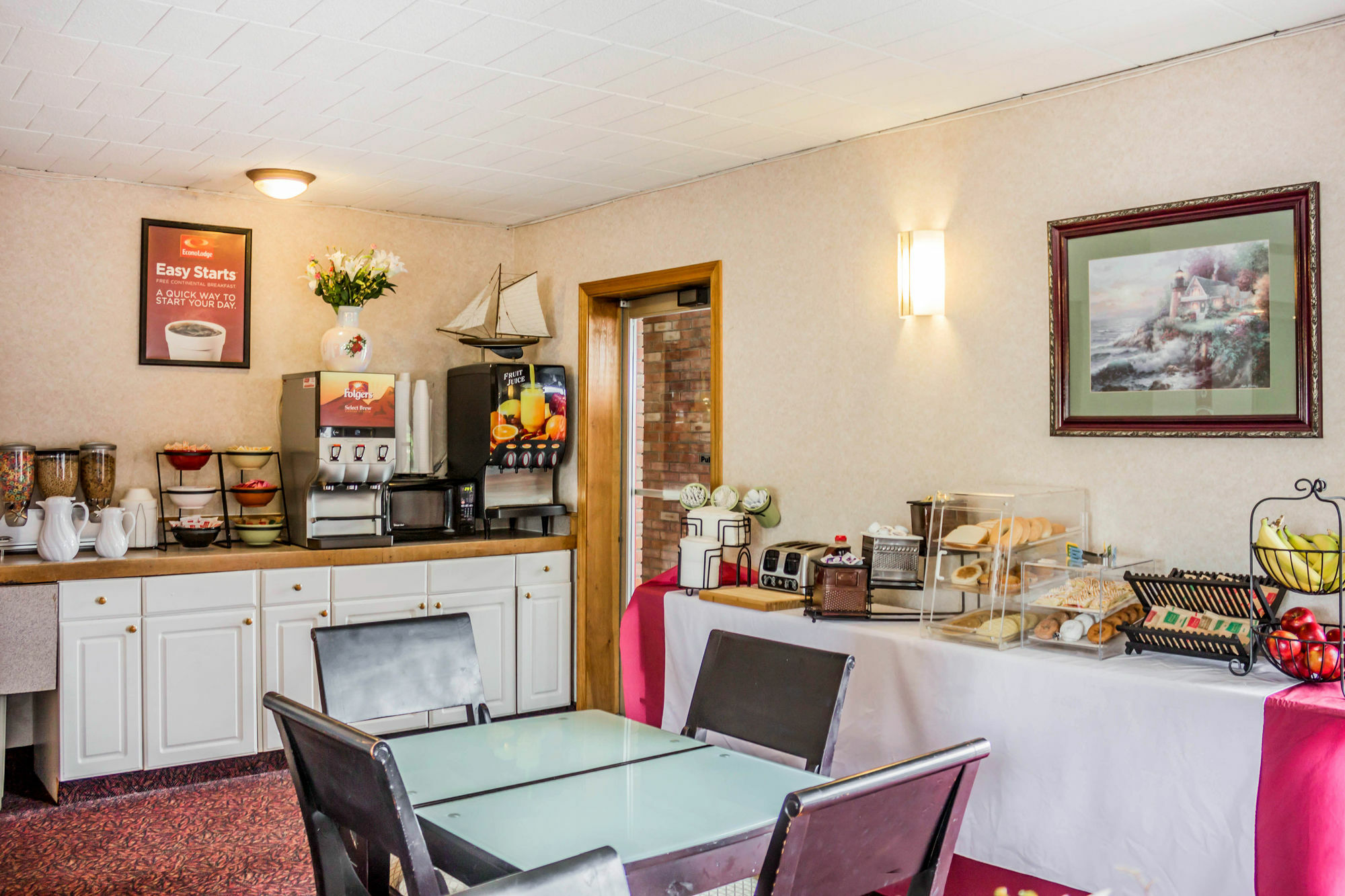 Rodeway Inn Містик Екстер'єр фото